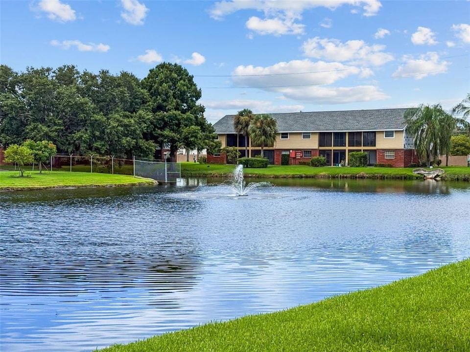 For Sale: $114,000 (1 beds, 1 baths, 856 Square Feet)