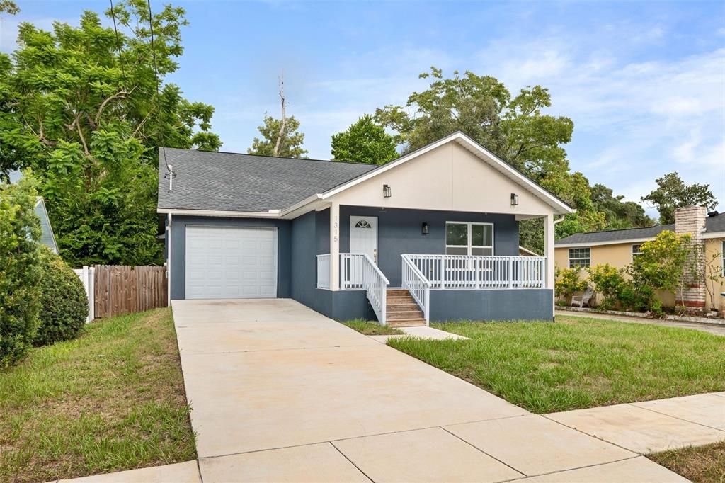 For Rent: $2,900 (3 beds, 2 baths, 1609 Square Feet)