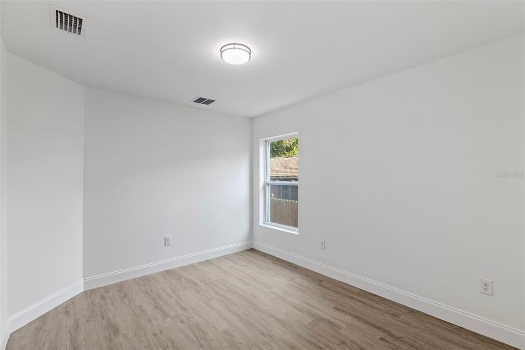 For Rent: $2,900 (3 beds, 2 baths, 1609 Square Feet)