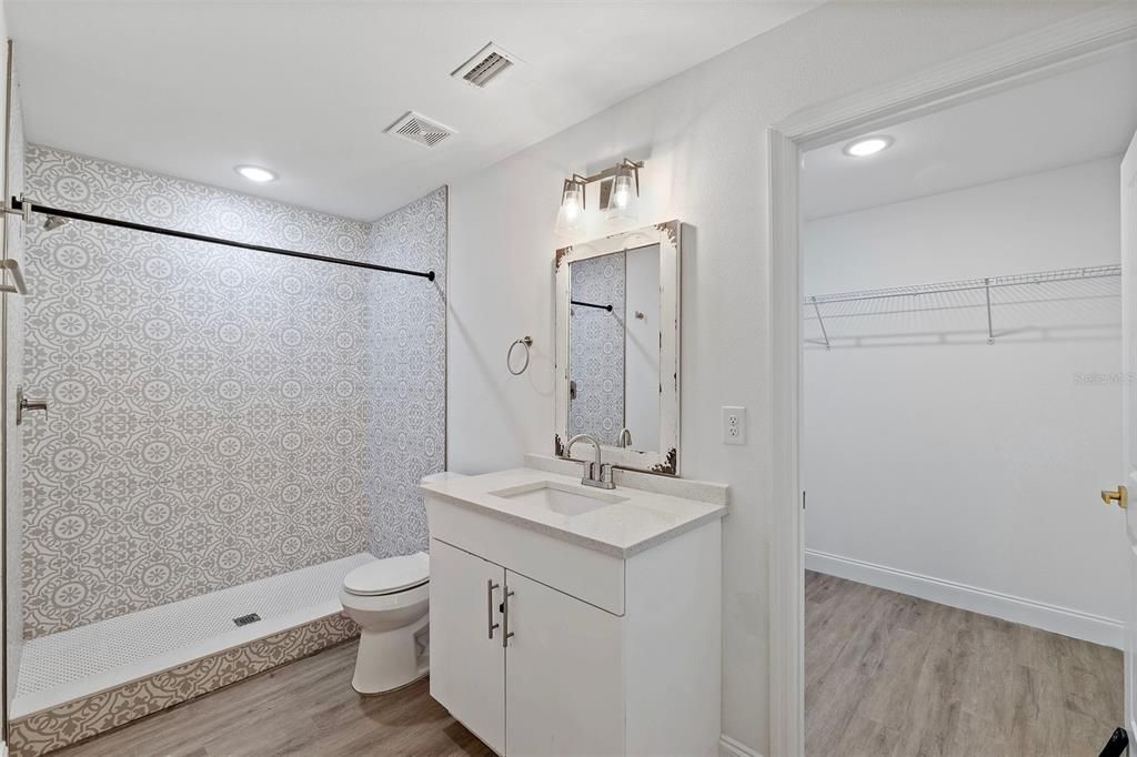 For Rent: $2,900 (3 beds, 2 baths, 1609 Square Feet)