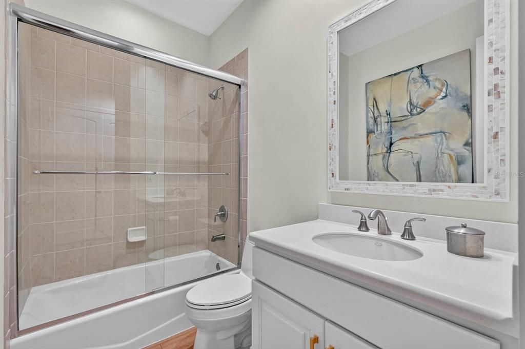 Active With Contract: $600,000 (3 beds, 2 baths, 2014 Square Feet)