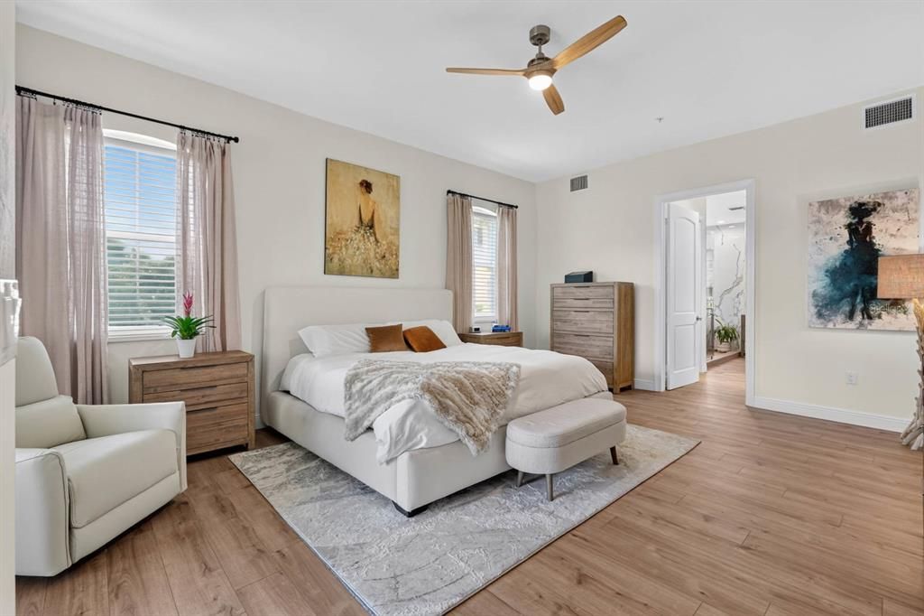 Active With Contract: $600,000 (3 beds, 2 baths, 2014 Square Feet)