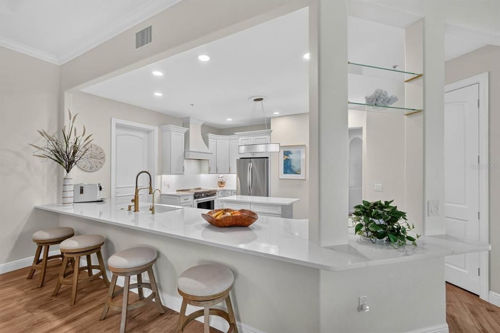 Active With Contract: $600,000 (3 beds, 2 baths, 2014 Square Feet)