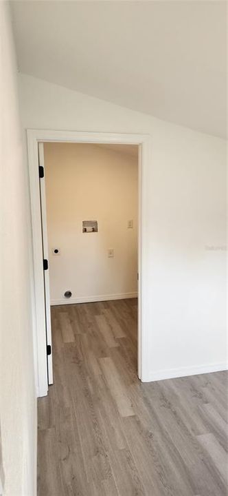 For Rent: $1,575 (2 beds, 1 baths, 716 Square Feet)