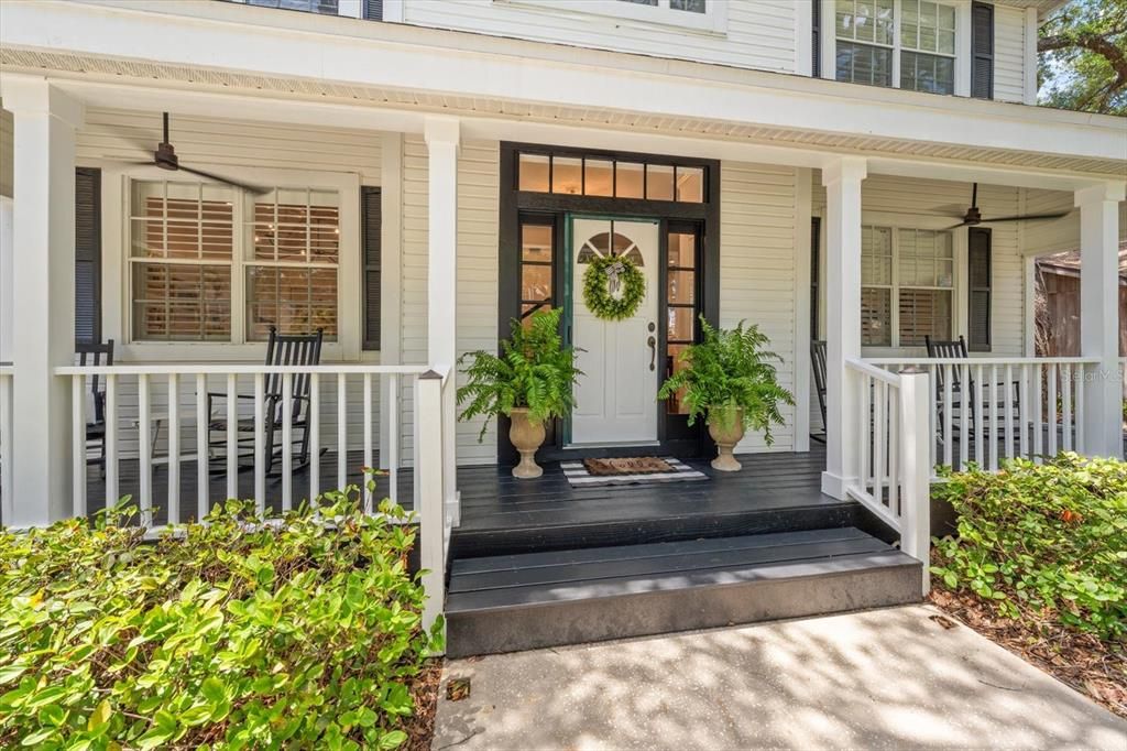 For Sale: $1,475,000 (4 beds, 2 baths, 2990 Square Feet)