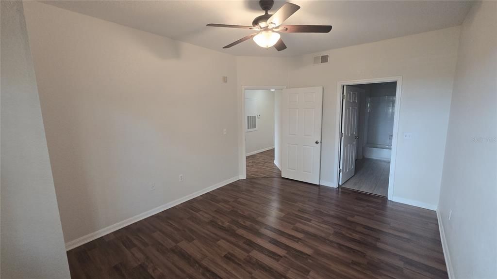 For Rent: $1,400 (2 beds, 2 baths, 1150 Square Feet)