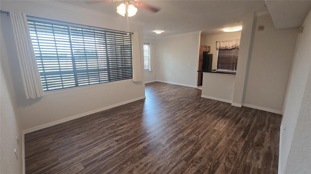 For Rent: $1,400 (2 beds, 2 baths, 1150 Square Feet)