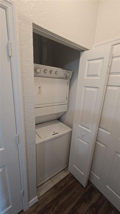 For Rent: $1,400 (2 beds, 2 baths, 1150 Square Feet)
