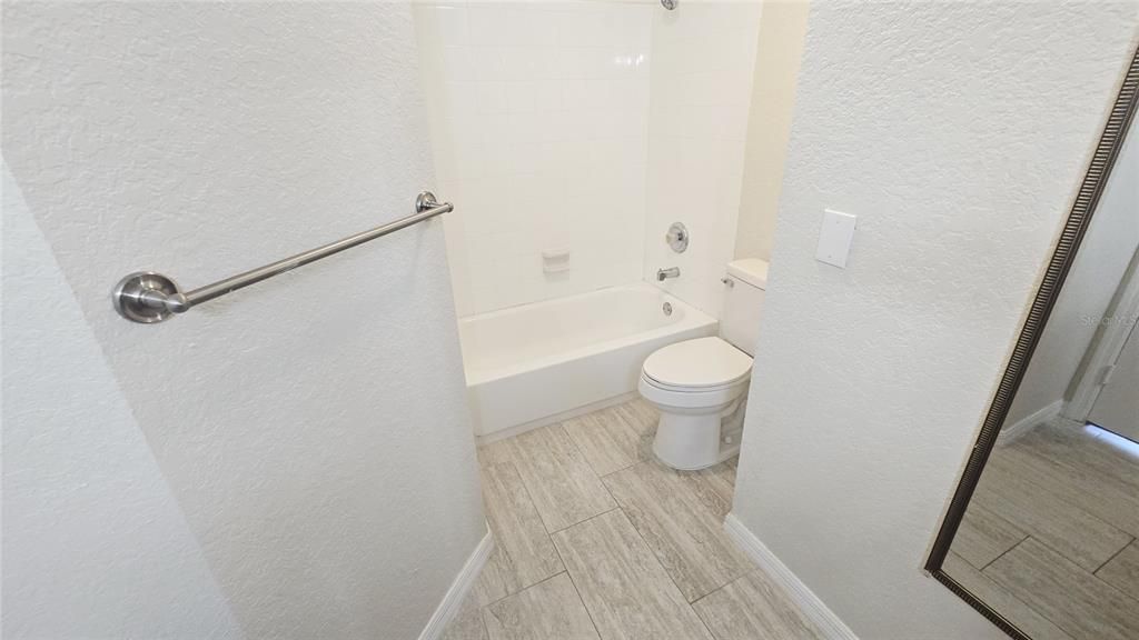 For Rent: $1,400 (2 beds, 2 baths, 1150 Square Feet)