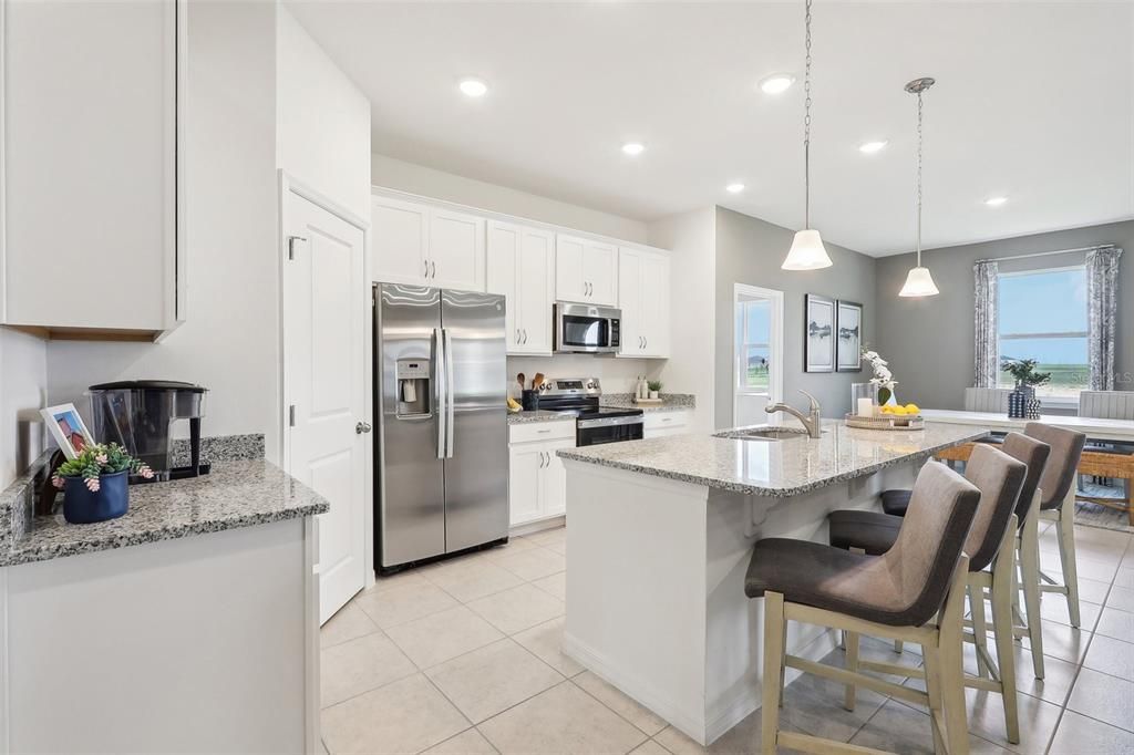 For Sale: $417,990 (3 beds, 2 baths, 1589 Square Feet)