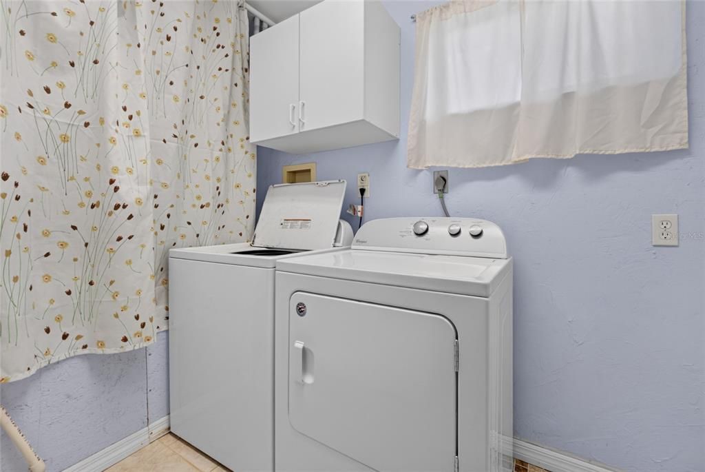 En Venta: $499,000 (3 camas, 2 baños, 2456 Pies cuadrados)