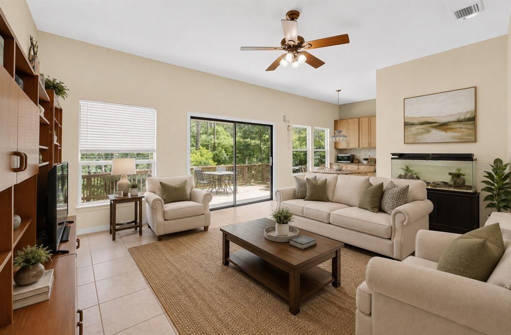 En Venta: $499,000 (3 camas, 2 baños, 2456 Pies cuadrados)