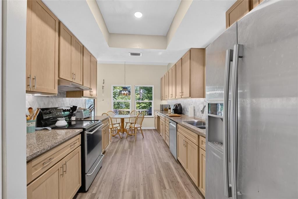 En Venta: $499,000 (3 camas, 2 baños, 2456 Pies cuadrados)