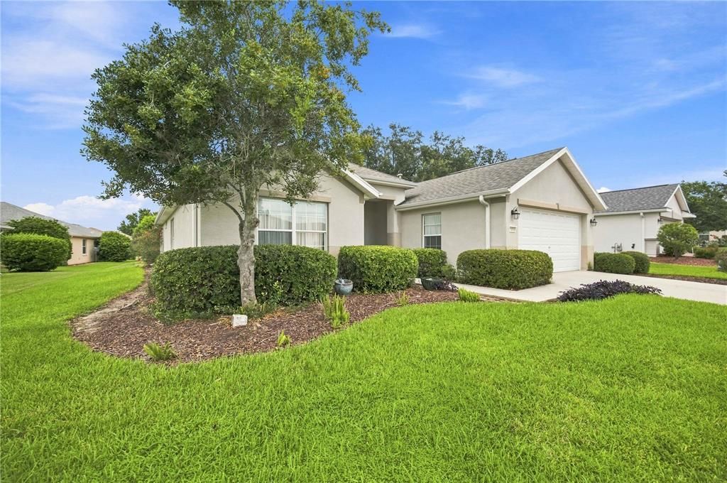 For Sale: $299,000 (2 beds, 2 baths, 1720 Square Feet)