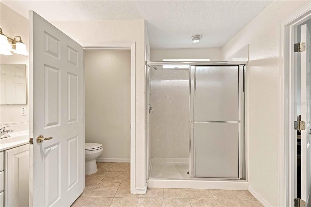 For Sale: $299,000 (2 beds, 2 baths, 1720 Square Feet)