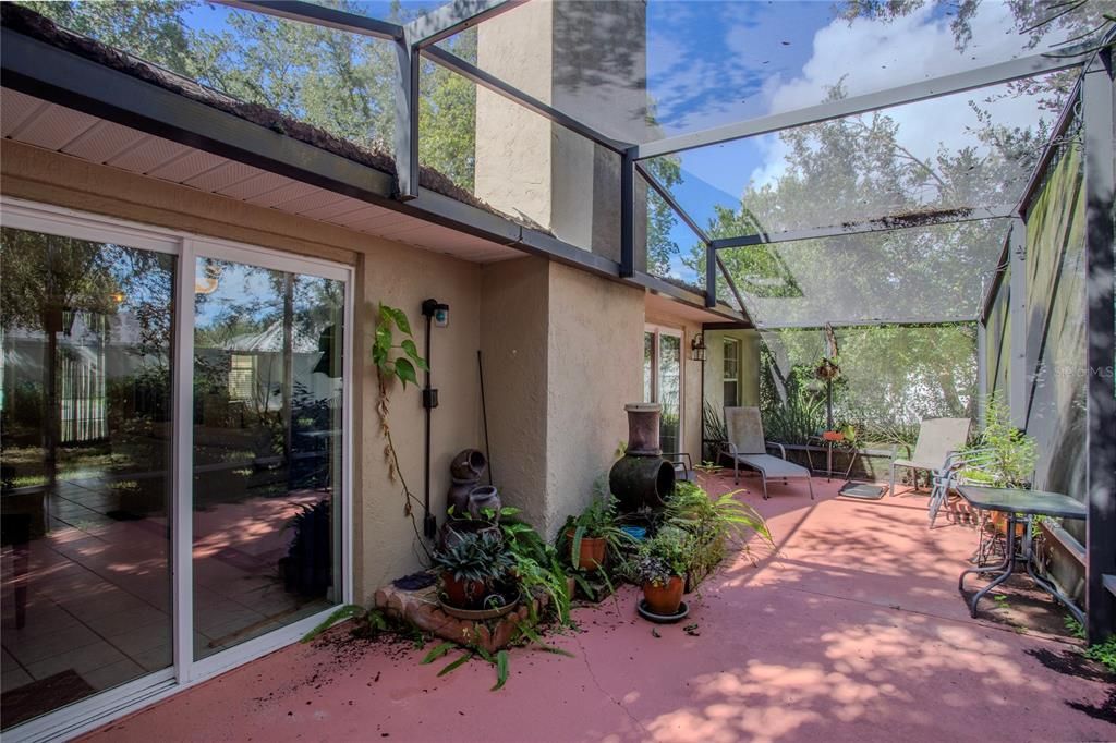 For Sale: $345,000 (3 beds, 2 baths, 1678 Square Feet)