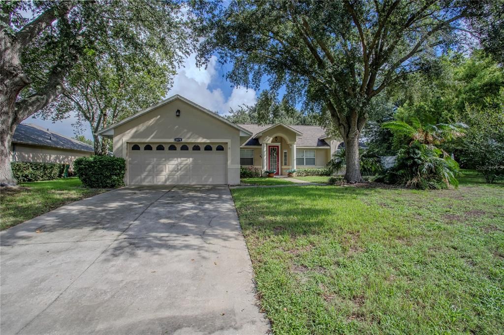 For Sale: $345,000 (3 beds, 2 baths, 1678 Square Feet)
