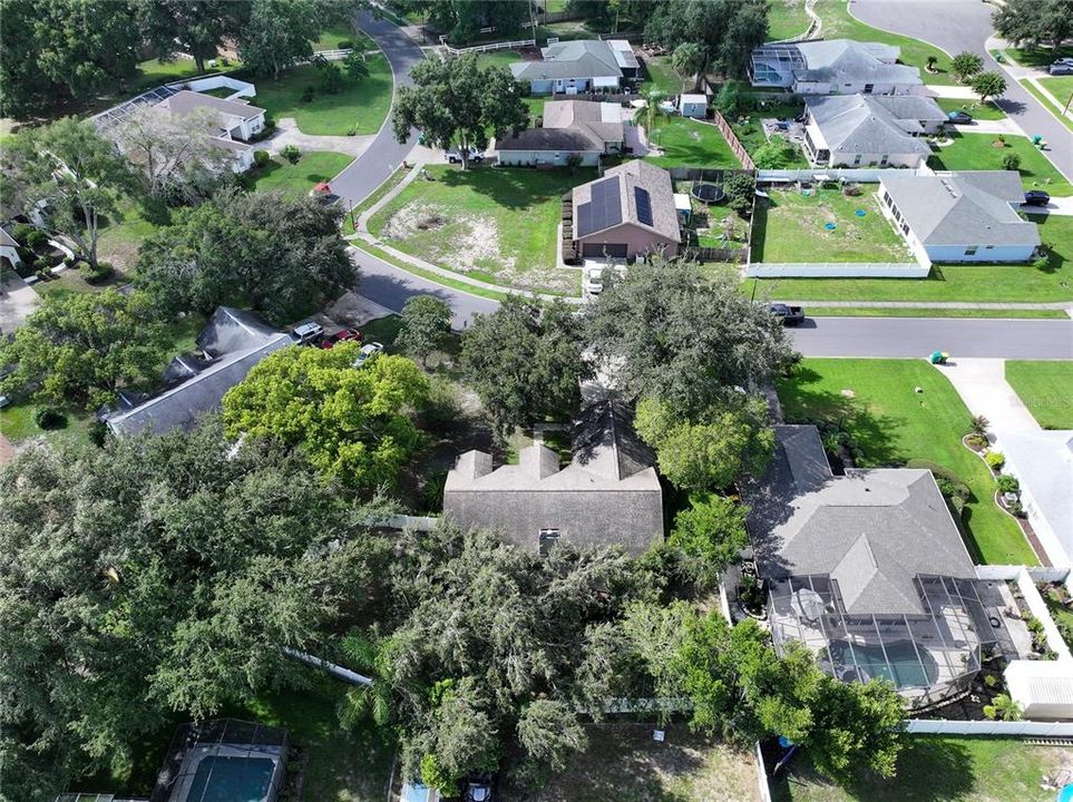 For Sale: $345,000 (3 beds, 2 baths, 1678 Square Feet)