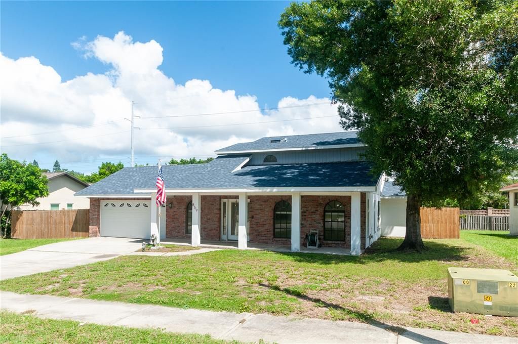 For Sale: $600,000 (4 beds, 2 baths, 2450 Square Feet)