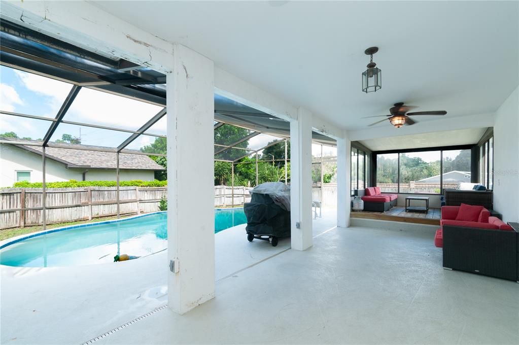 For Sale: $600,000 (4 beds, 2 baths, 2450 Square Feet)