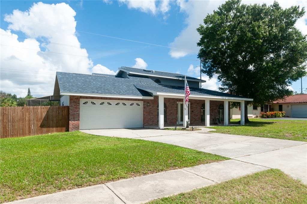 For Sale: $600,000 (4 beds, 2 baths, 2450 Square Feet)