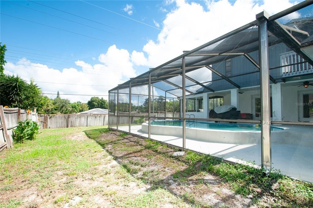 For Sale: $600,000 (4 beds, 2 baths, 2450 Square Feet)