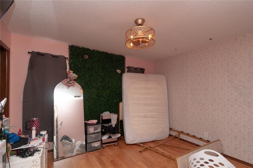 For Sale: $600,000 (4 beds, 2 baths, 2450 Square Feet)