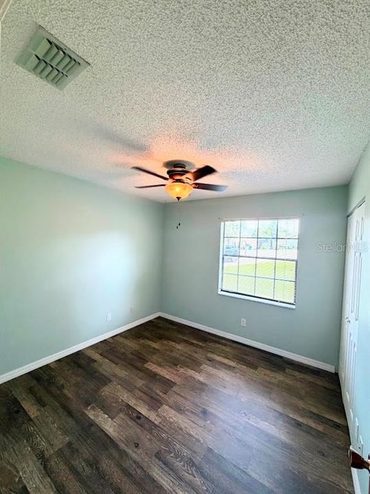 For Rent: $1,600 (3 beds, 2 baths, 1204 Square Feet)