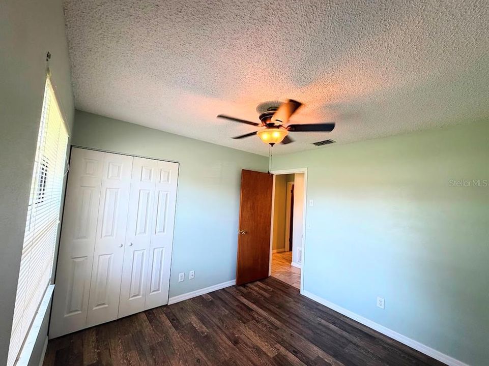 For Rent: $1,600 (3 beds, 2 baths, 1204 Square Feet)