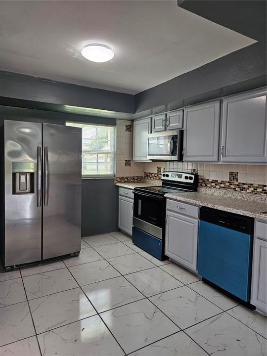 For Rent: $1,850 (3 beds, 2 baths, 1329 Square Feet)