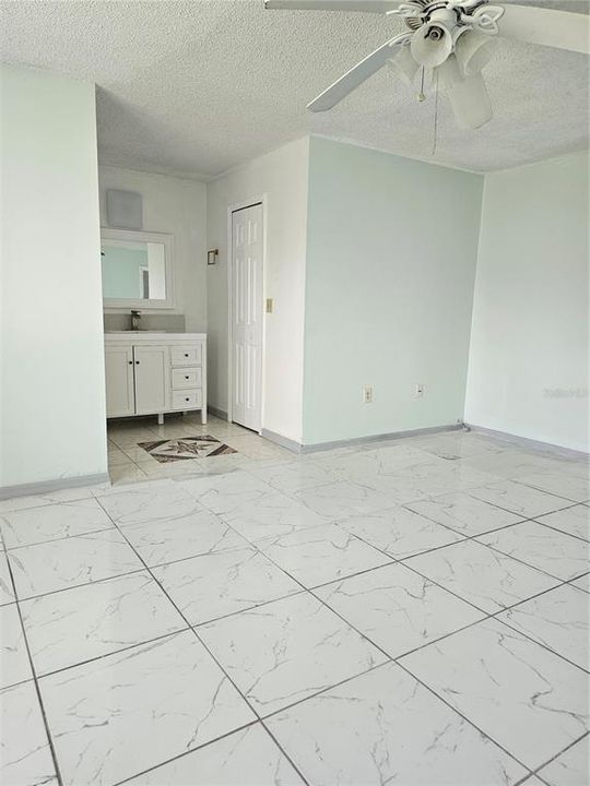 For Rent: $1,850 (3 beds, 2 baths, 1329 Square Feet)