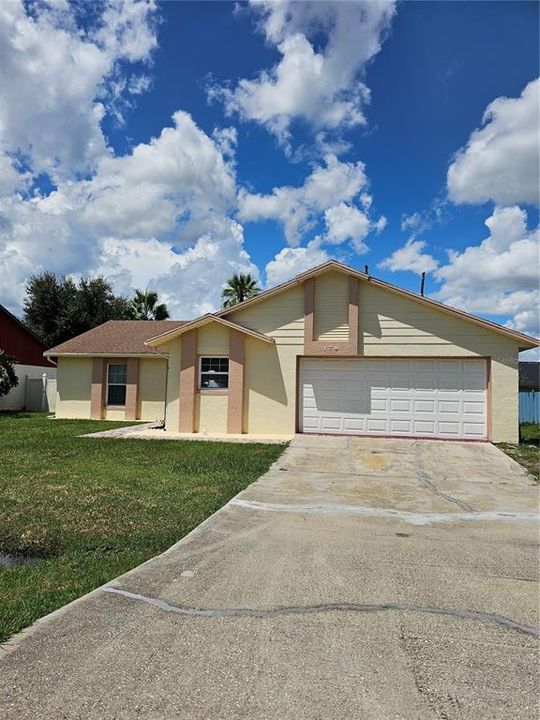 For Rent: $1,850 (3 beds, 2 baths, 1329 Square Feet)