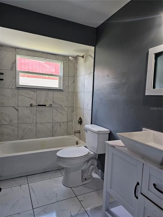 For Rent: $1,850 (3 beds, 2 baths, 1329 Square Feet)