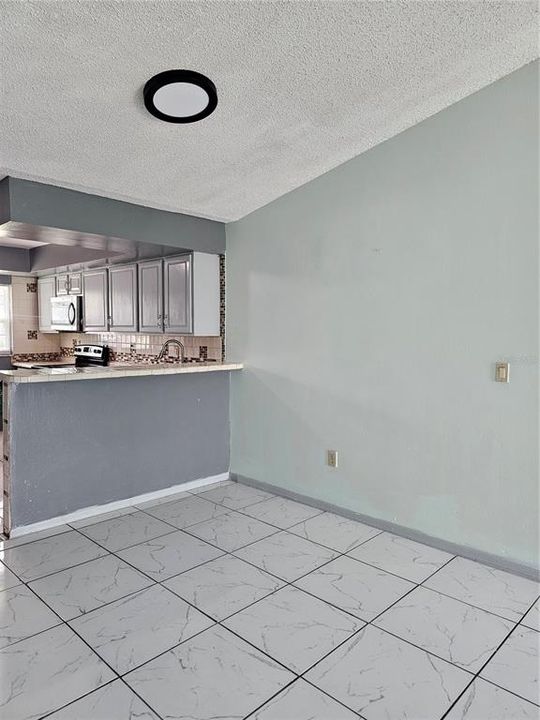 For Rent: $1,850 (3 beds, 2 baths, 1329 Square Feet)