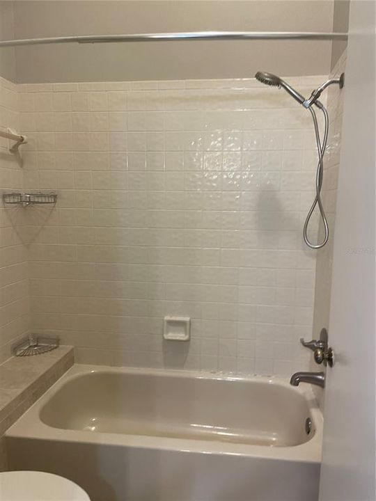 В аренду: $3,000 (2 спален, 2 ванн, 1255 Квадратных фут)