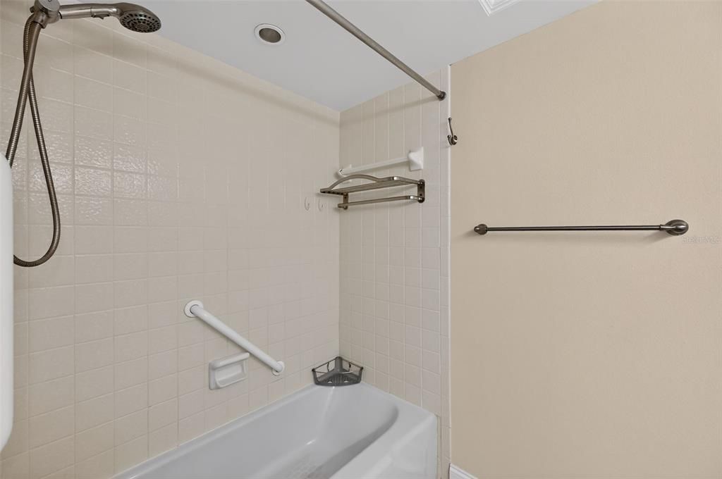 En Venta: $104,900 (1 camas, 1 baños, 728 Pies cuadrados)