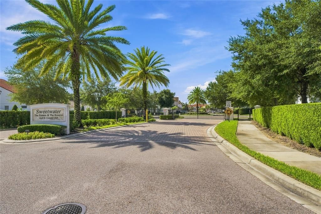 En Venta: $425,000 (3 camas, 2 baños, 2105 Pies cuadrados)