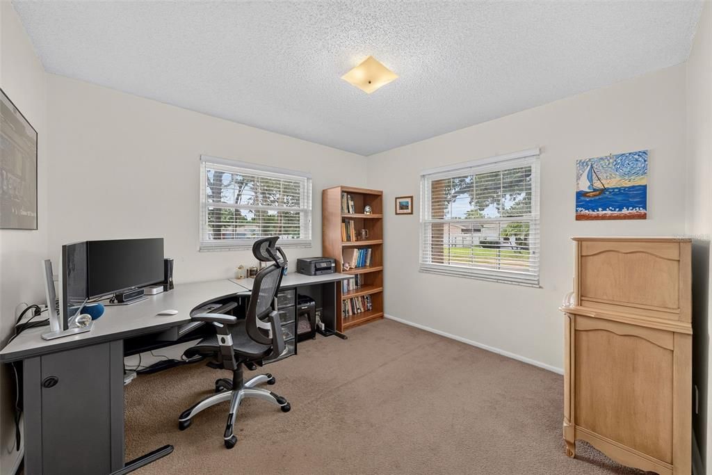 For Sale: $375,000 (4 beds, 2 baths, 1509 Square Feet)