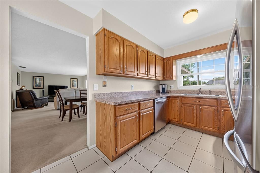 For Sale: $375,000 (4 beds, 2 baths, 1509 Square Feet)
