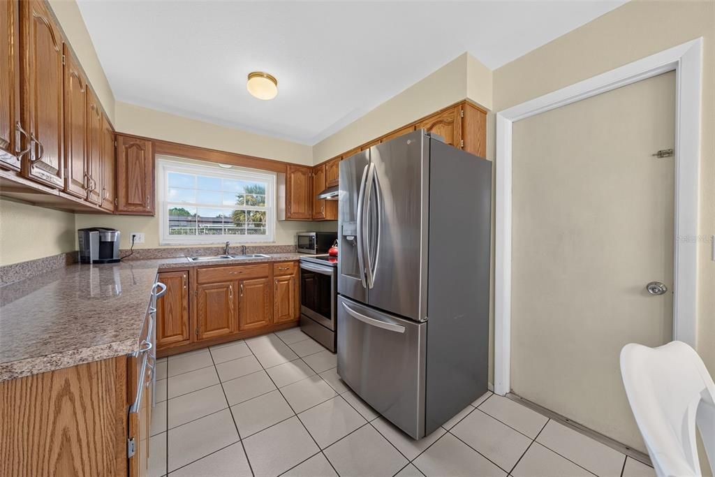 For Sale: $375,000 (4 beds, 2 baths, 1509 Square Feet)