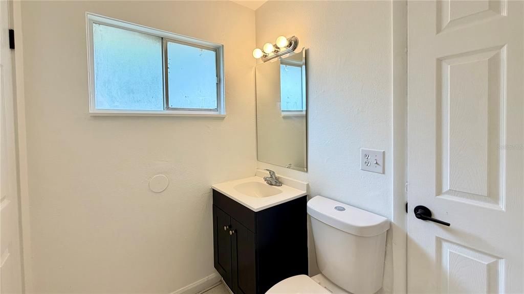 For Rent: $1,595 (2 beds, 1 baths, 850 Square Feet)
