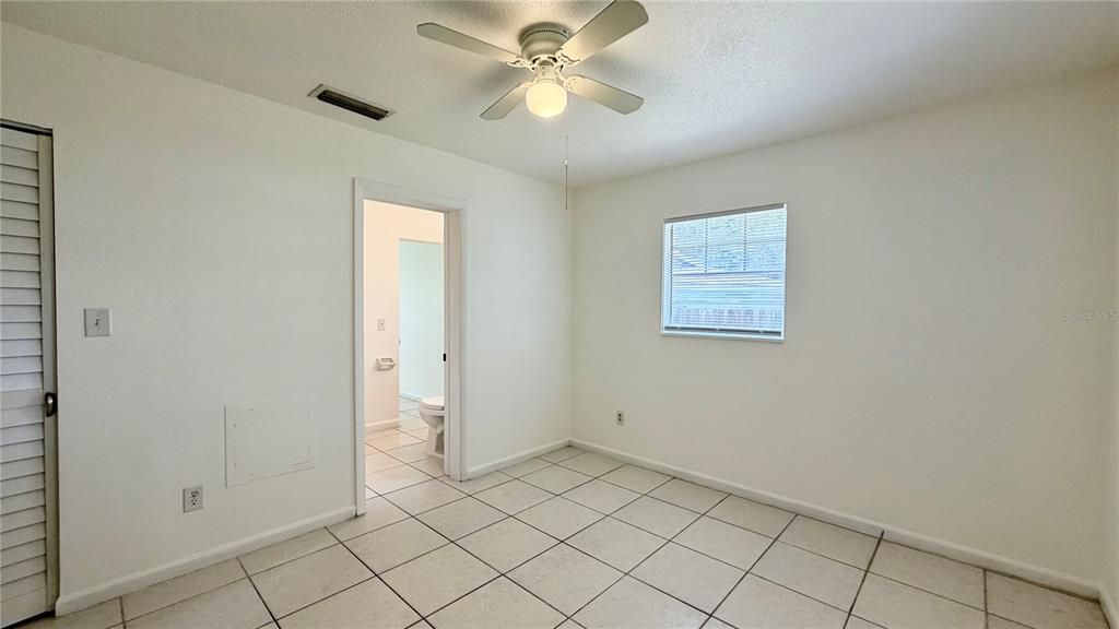 For Rent: $1,595 (2 beds, 1 baths, 850 Square Feet)