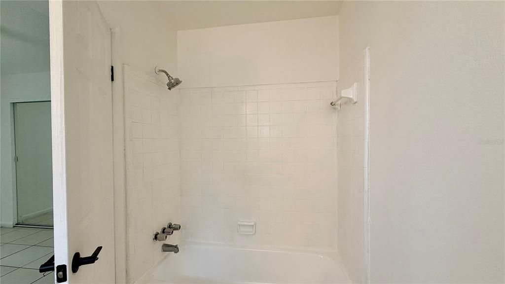 For Rent: $1,595 (2 beds, 1 baths, 850 Square Feet)