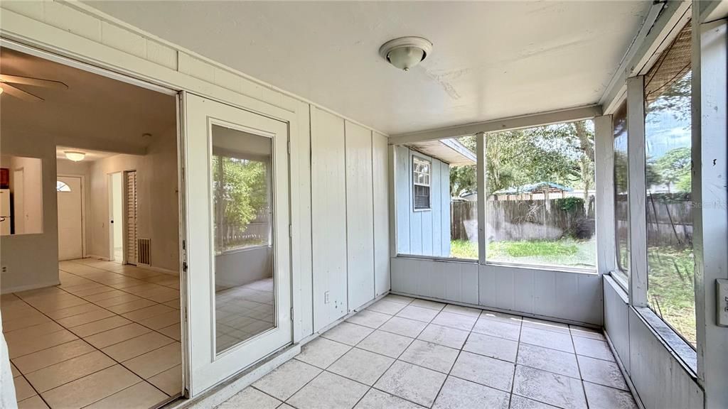 For Rent: $1,595 (2 beds, 1 baths, 850 Square Feet)
