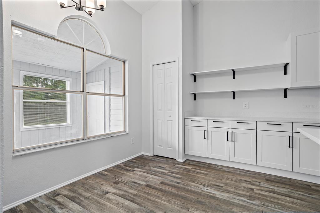 For Sale: $425,000 (4 beds, 2 baths, 2565 Square Feet)