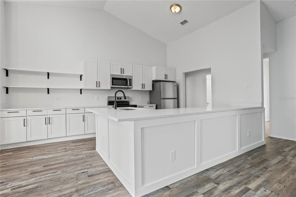 For Sale: $425,000 (4 beds, 2 baths, 2565 Square Feet)