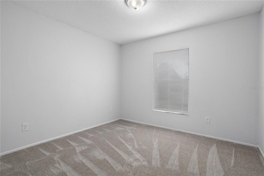 For Sale: $425,000 (4 beds, 2 baths, 2565 Square Feet)
