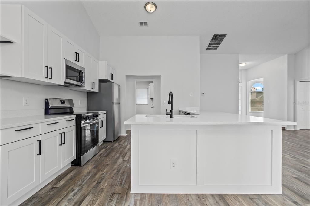 For Sale: $425,000 (4 beds, 2 baths, 2565 Square Feet)