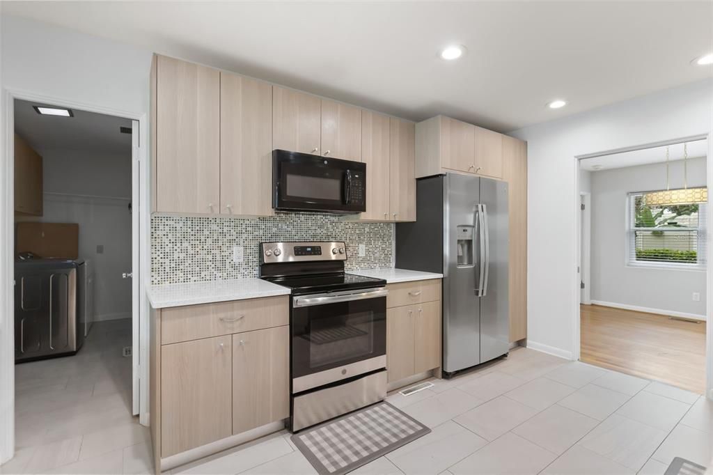 For Sale: $540,000 (3 beds, 2 baths, 1717 Square Feet)