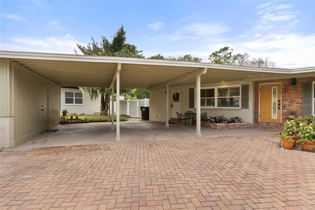 For Sale: $540,000 (3 beds, 2 baths, 1717 Square Feet)